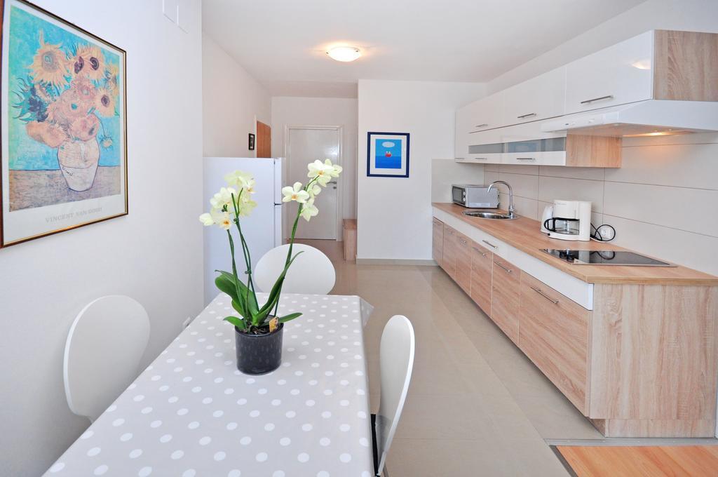 Apartments Zorka Leko Omiš Oda fotoğraf