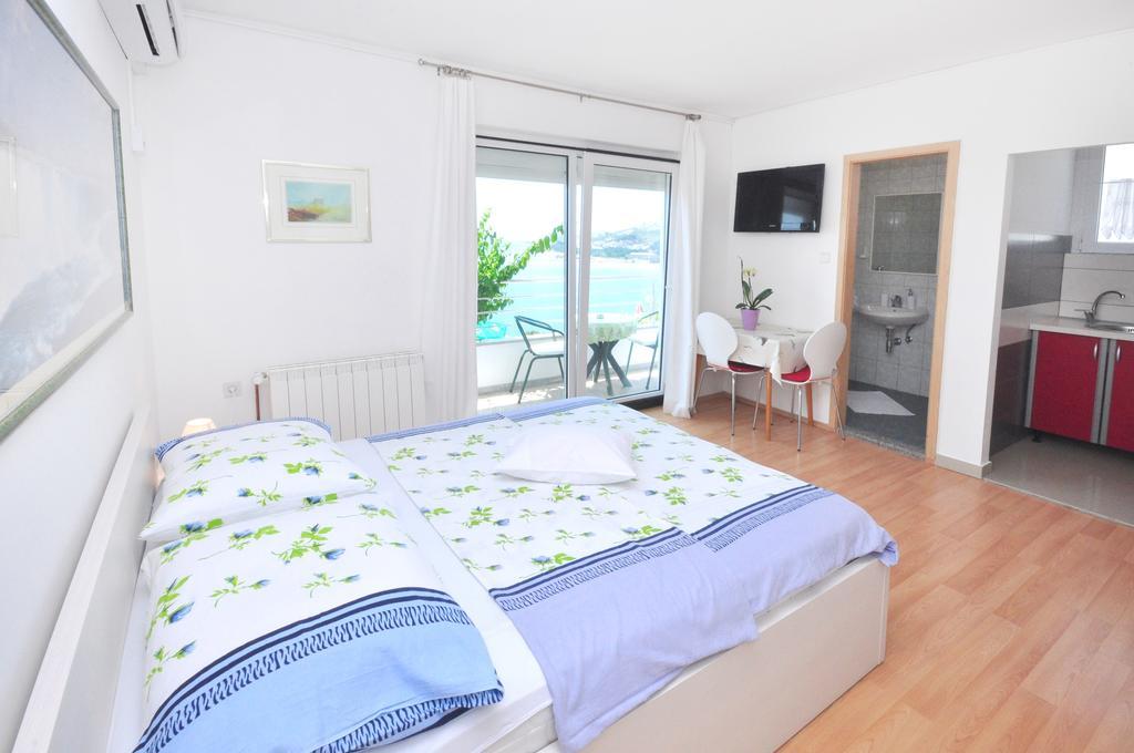 Apartments Zorka Leko Omiš Oda fotoğraf